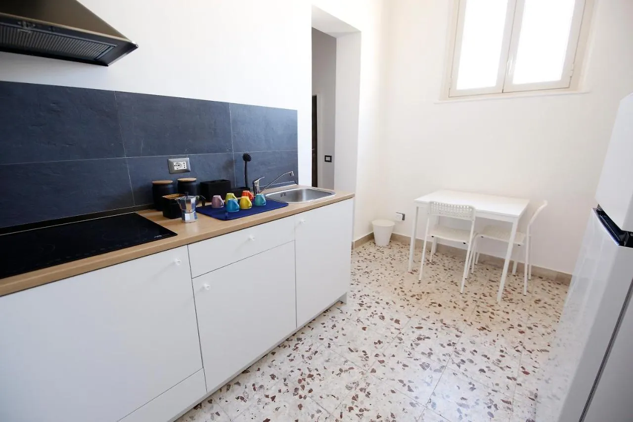 Center Apartment Katania Włochy